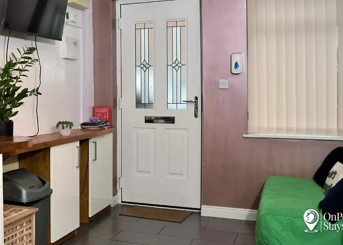 Smallest House In Chester - Cosy 1 Bedroom Home