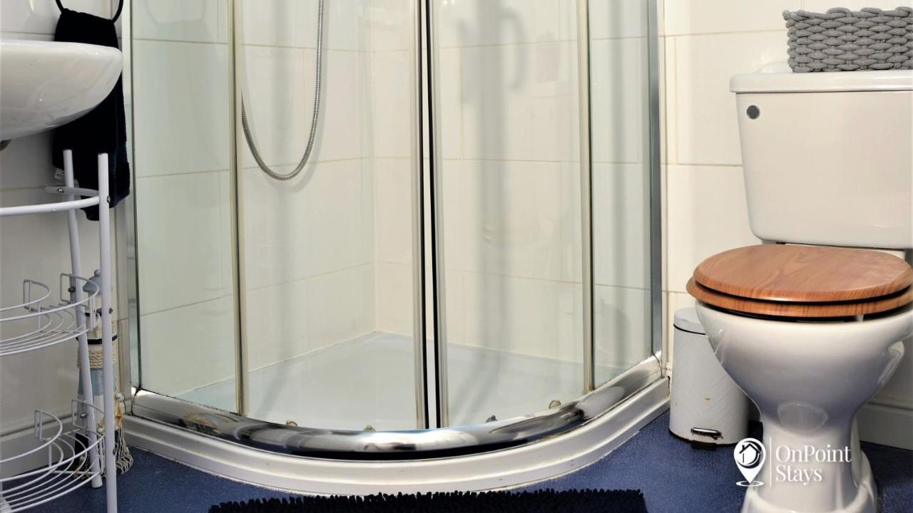 Smallest House In - Cosy 1 Bedroom Holiday home Chester
