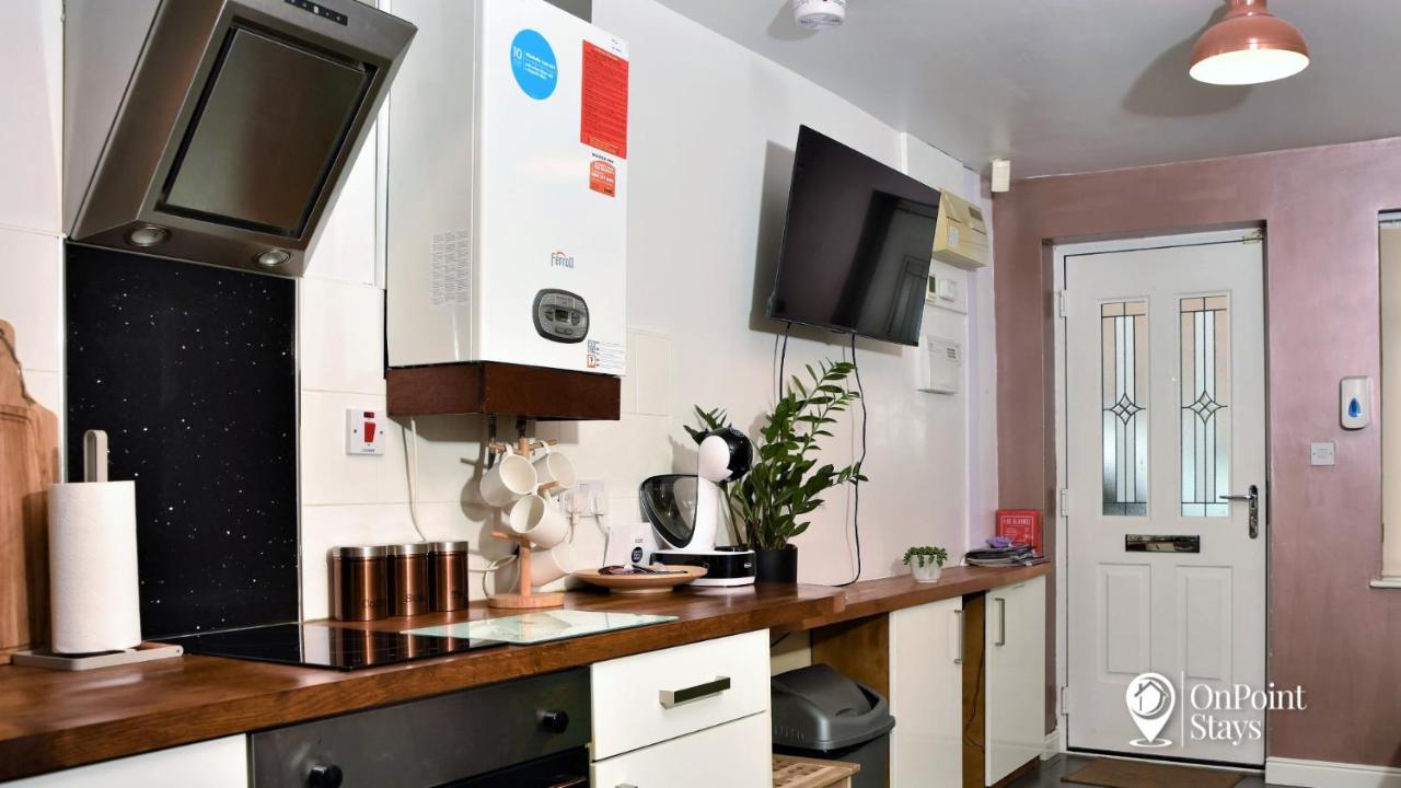 Smallest House In - Cosy 1 Bedroom Holiday home *